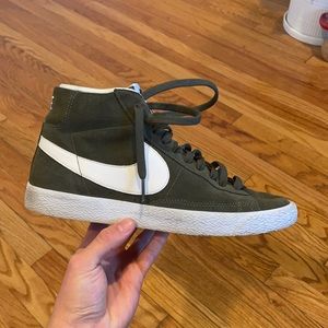 NIKE BLAZER SNEAKERS | 'Urban Haze' GREEN